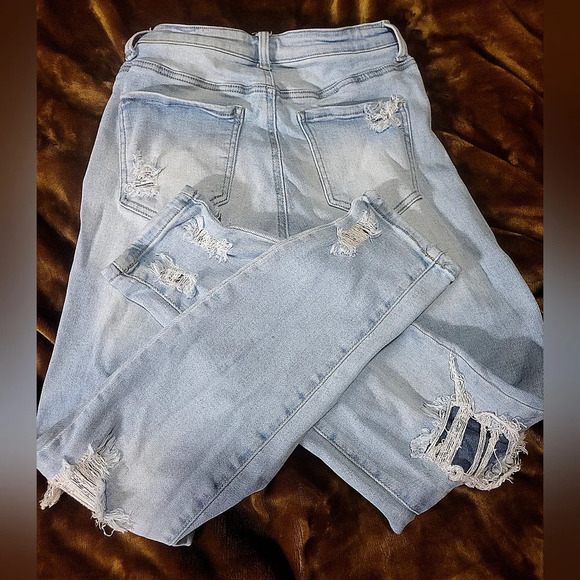 Wax Jean Collection Jeans - Size 7/28 - Light Blue Color with Rips - Picture 6 of 6